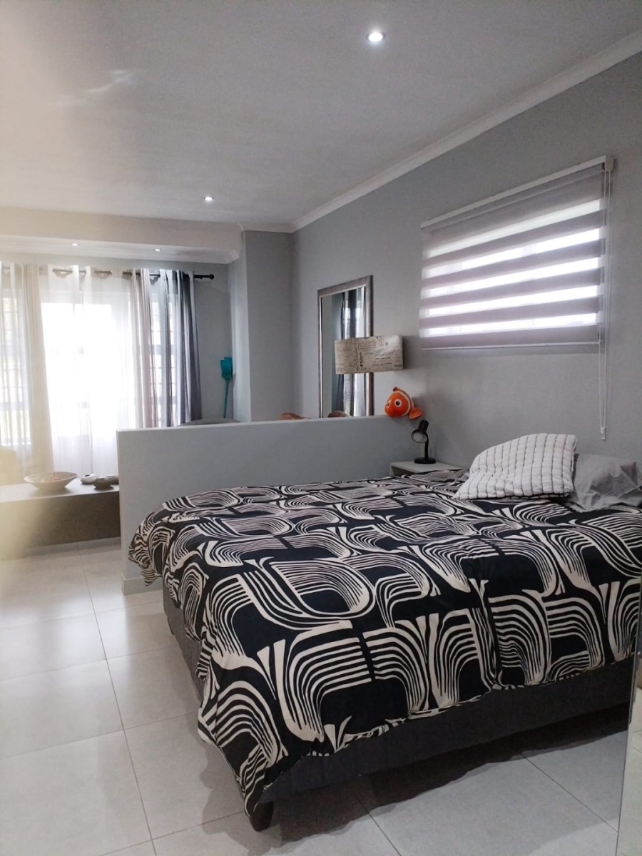 To Let 1 Bedroom Property for Rent in Fernglen Eastern Cape